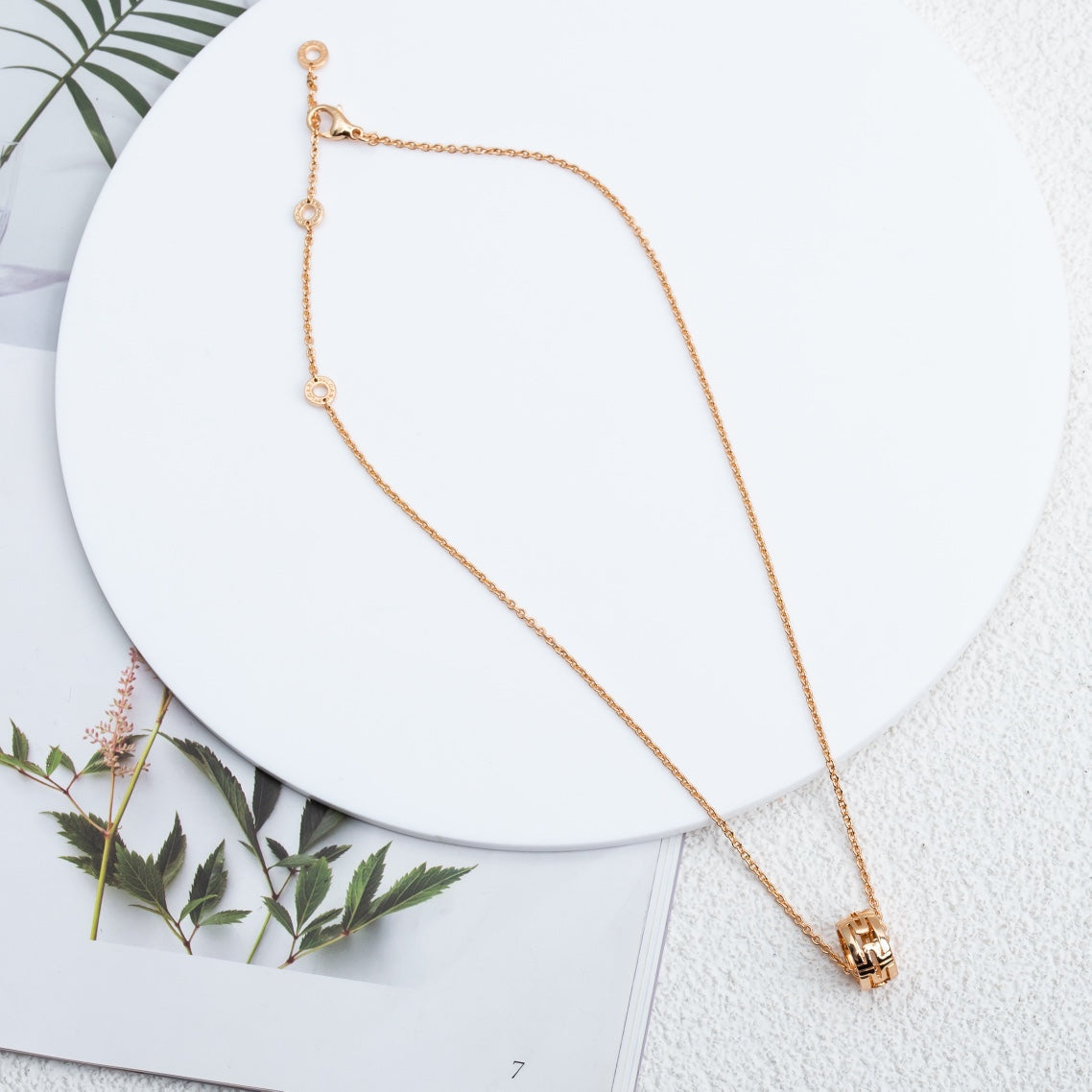 [Aura Jewels]PARENTESI NECKLACE PINK GOLD