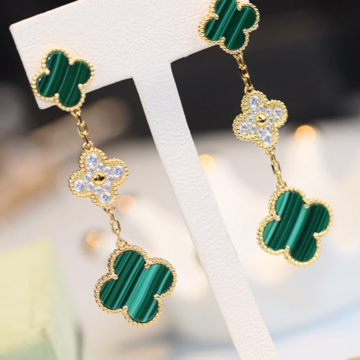 [Regal Jewels]CLOVER EARRINGS GOLD MALACHITE DIAMOND 3 MOTIF