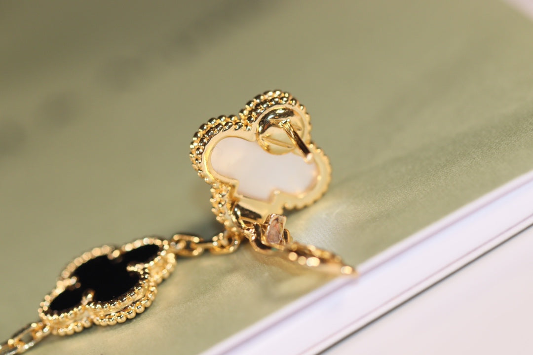 [Regal Jewels]CLOVER EARRINGS GOLD ONYX MOP 3 MOTIF