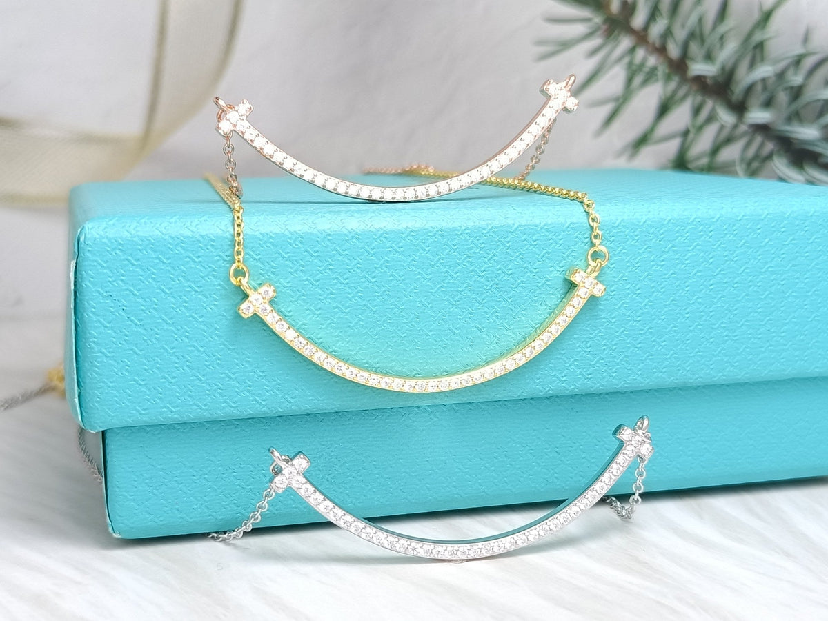 [Aura Jewelry]BIG SMILE PEDANT DIAMOND NECKLACE