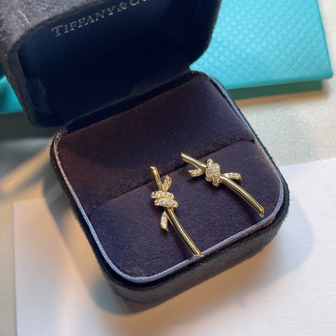 [Aura Jewelry]KNOT EARRINGS GOLD DIAMOND
