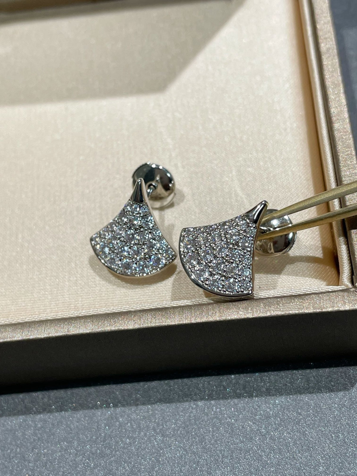 [Aura Jewels]DREAM STUD EARRINGS DIAMOND