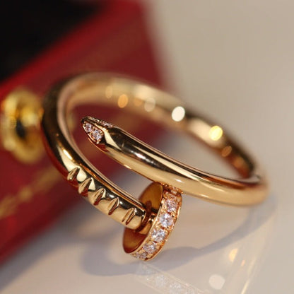 [Regal Jewels]Size 7 ring with real gold and diamonds