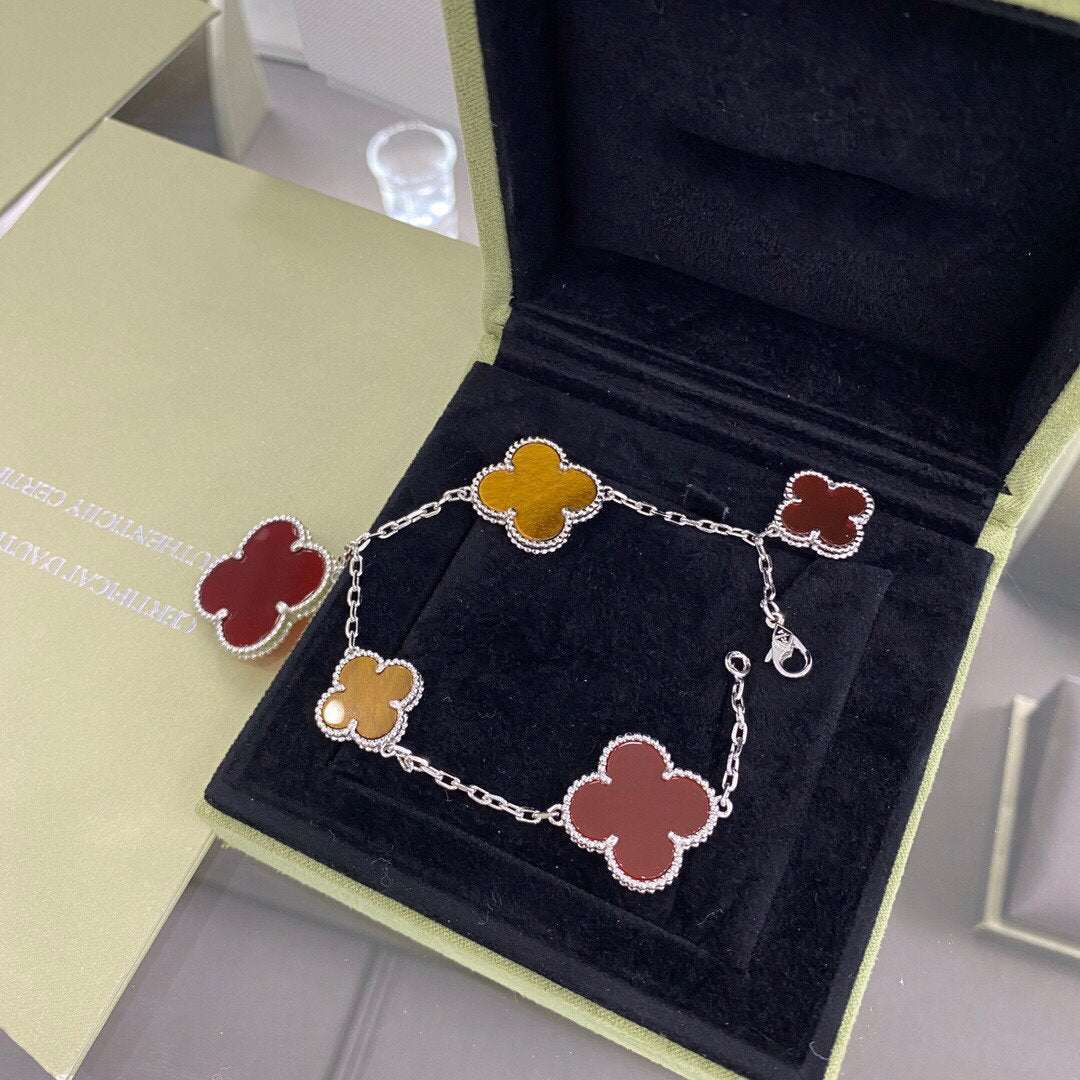 [Regal Jewels]CLOVER 5 MOTIFS SIVLER CARNELIAN TIGER EYE BRACELET