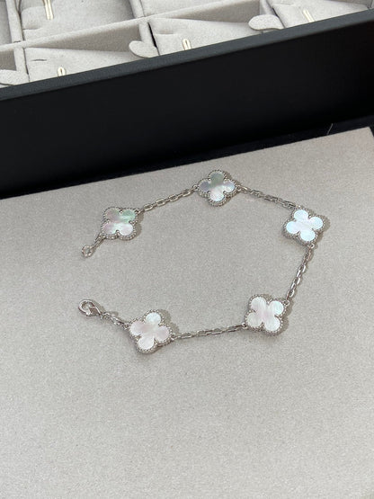 [Regal Jewels]CLOVER SILVER MOP 5 MOTIF BRACELET
