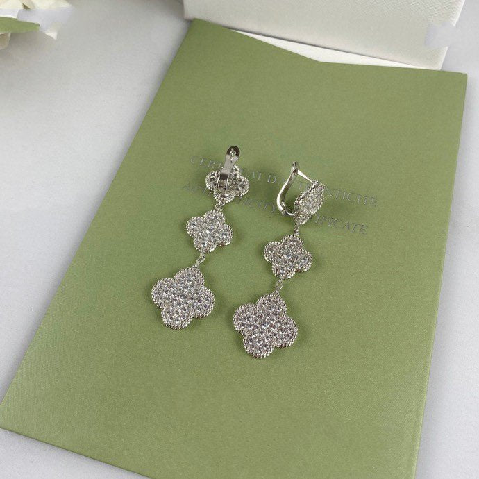 [Regal Jewels]CLOVER 3 MOTIF DIAMOND SILVER DROP EARRINGS