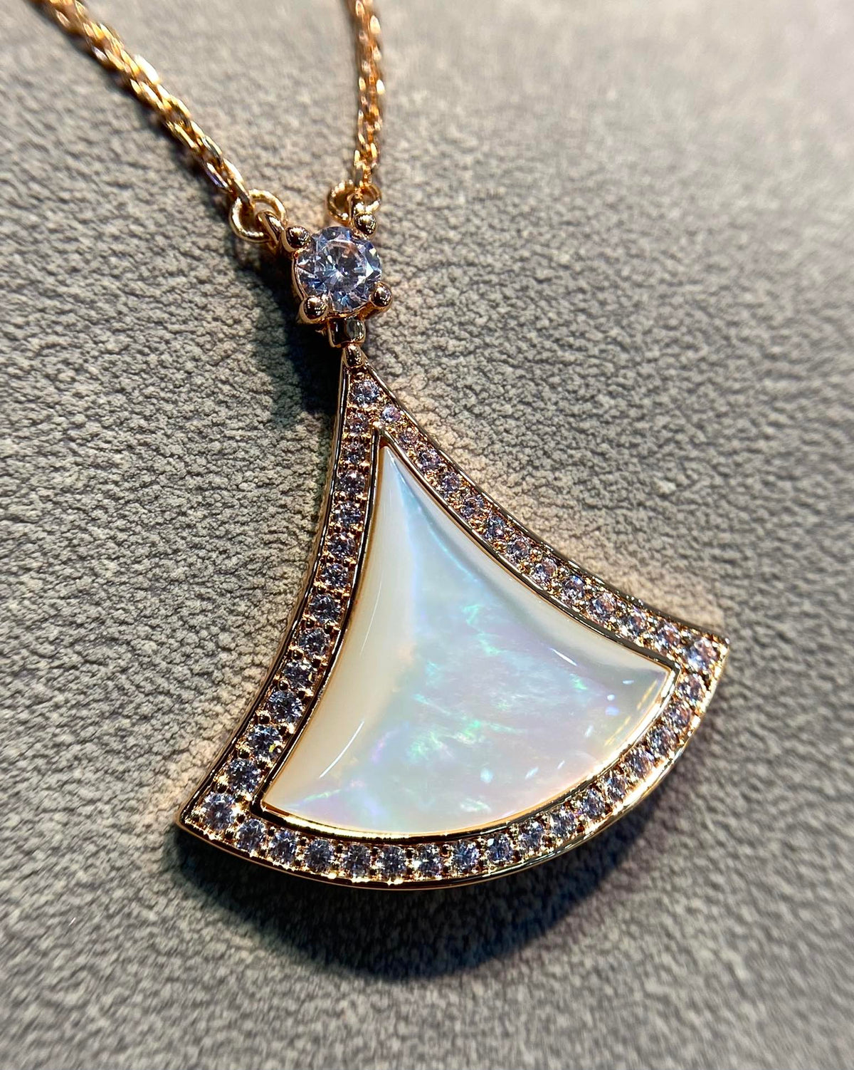 [Aura Jewels]DREAM MOP DIAMOND PAVED PINK GOLD NECKLACE