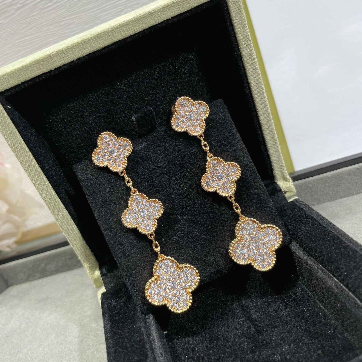[Regal Jewels]CLOVER 3 MOTIFS DIAMOND PAVED ROSE GOLD EARRINGS