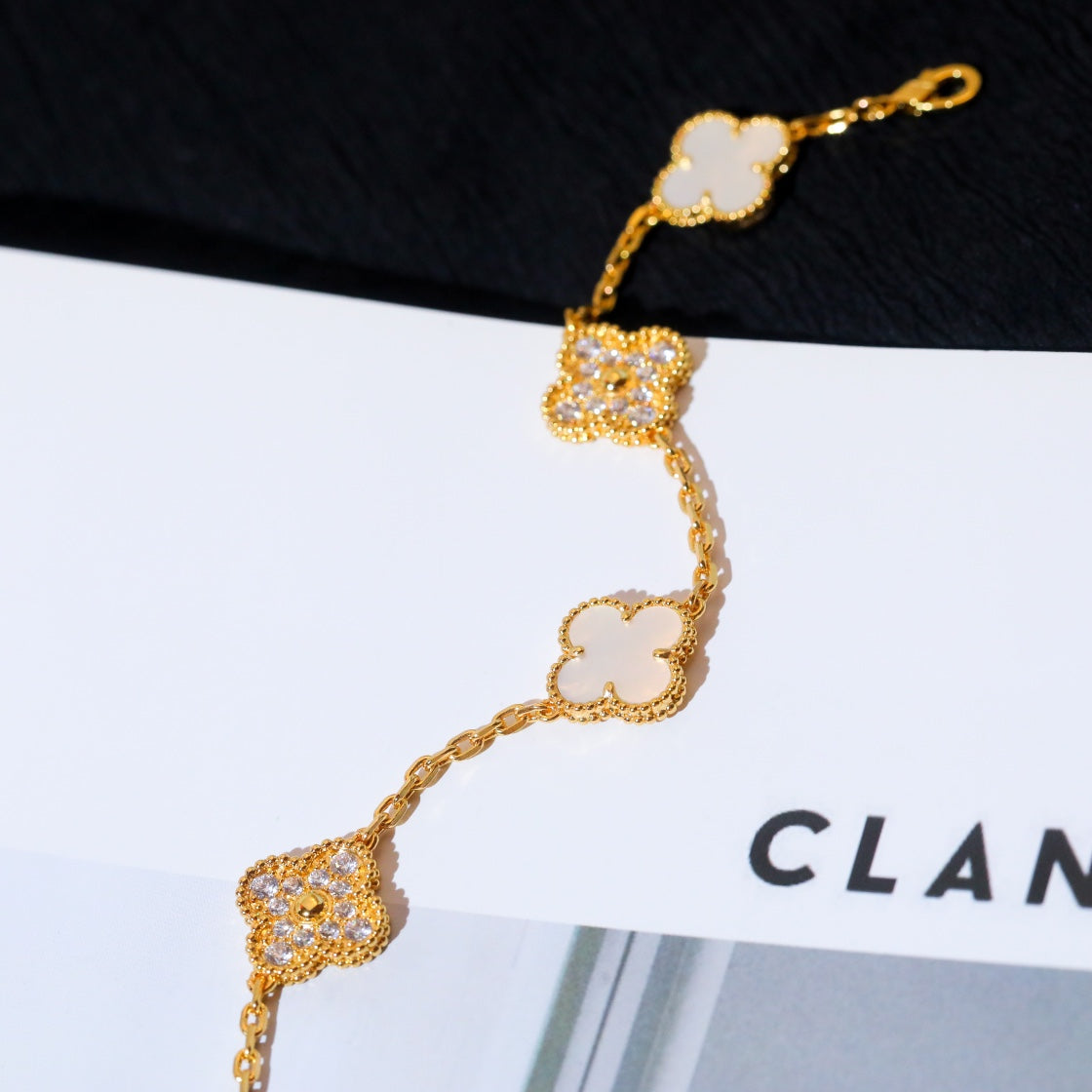[Regal Jewels]CLOVER BRACELET 5 MOTIF WHITE MOP DIAMOND