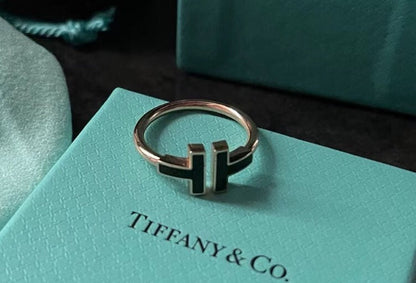 [Aura Jewelry]T SMALL ONYX PINK GOLD RING