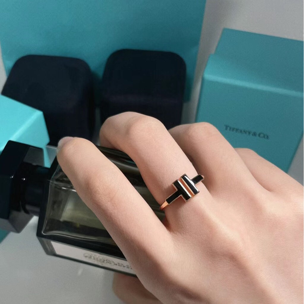 [Aura Jewelry]T SMALL ONYX PINK GOLD RING