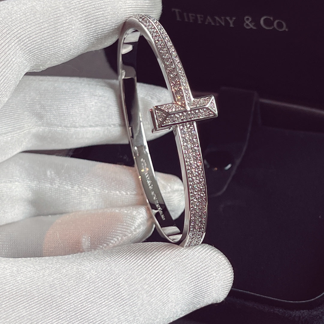 [Aura Jewelry]T1 WIDE HINGED BANGLE DIAMOND PAVED BRACELET