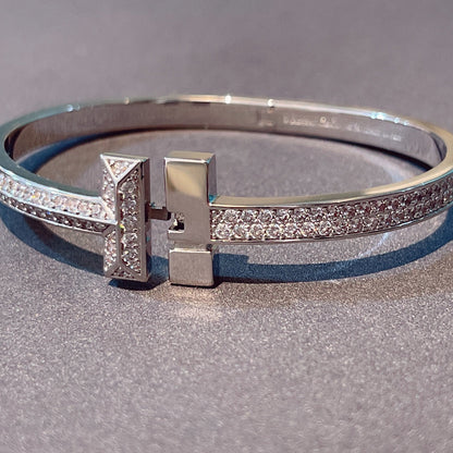 [Aura Jewelry]T1 WIDE HINGED BANGLE DIAMOND PAVED BRACELET