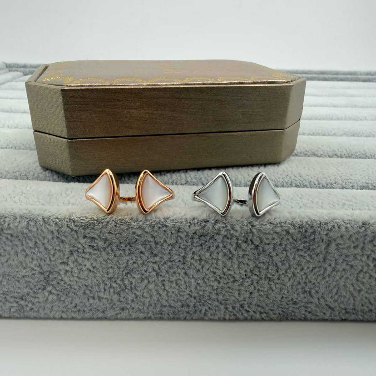 [Aura Jewels]FAN SHAPE DOUBLE SHELL OPEN RING