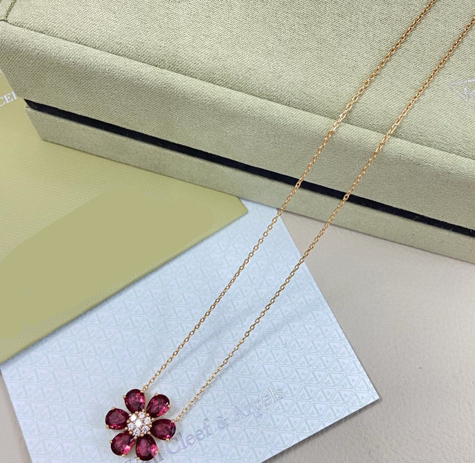 [Regal Jewels] flower necklace