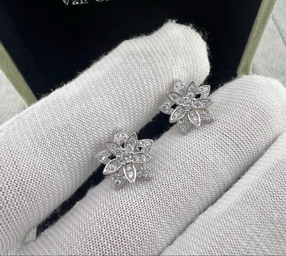 [Regal Jewels] Full Diamond Hollow Lotus Necklace Set