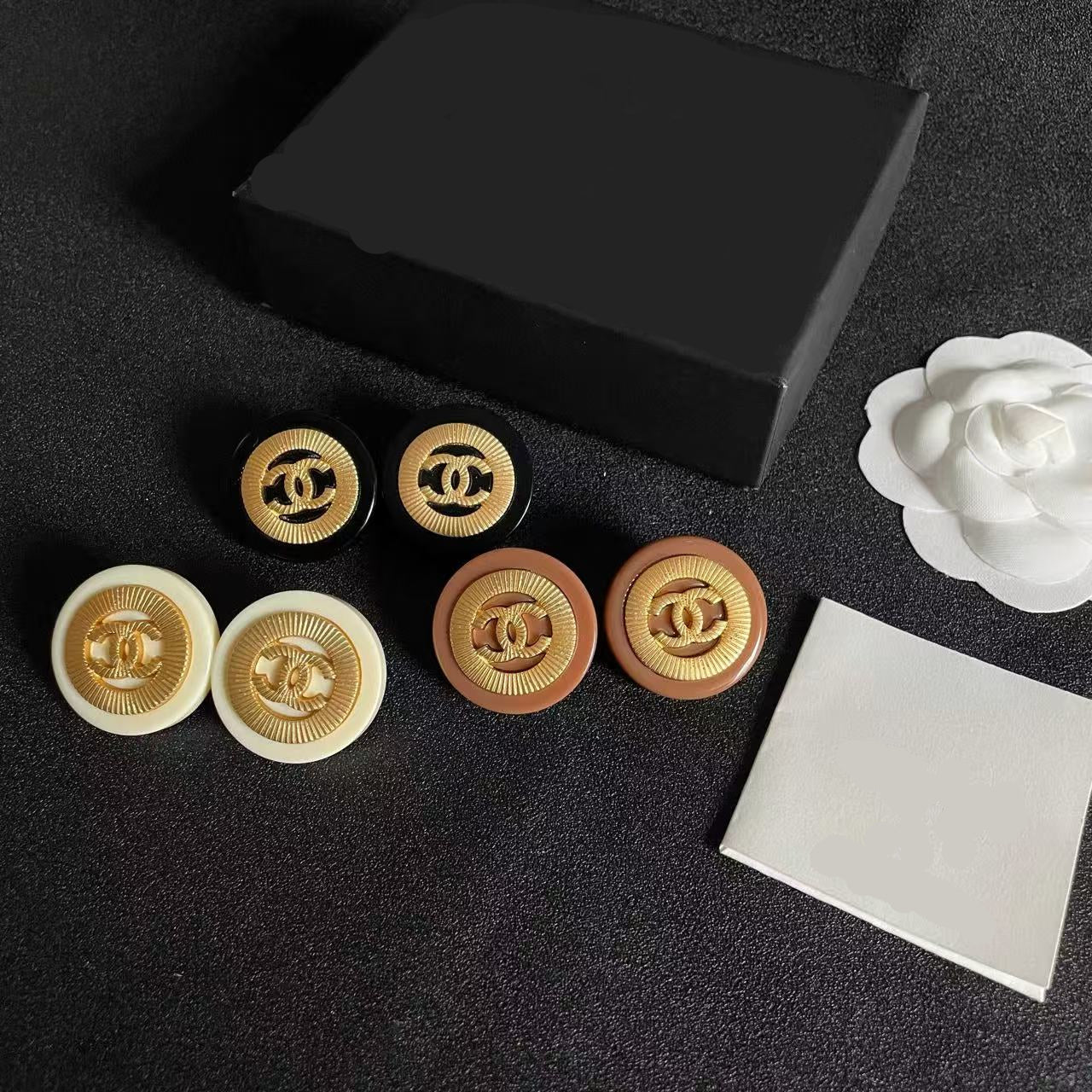 [Regal Jewels]Classic Double C Earrings
