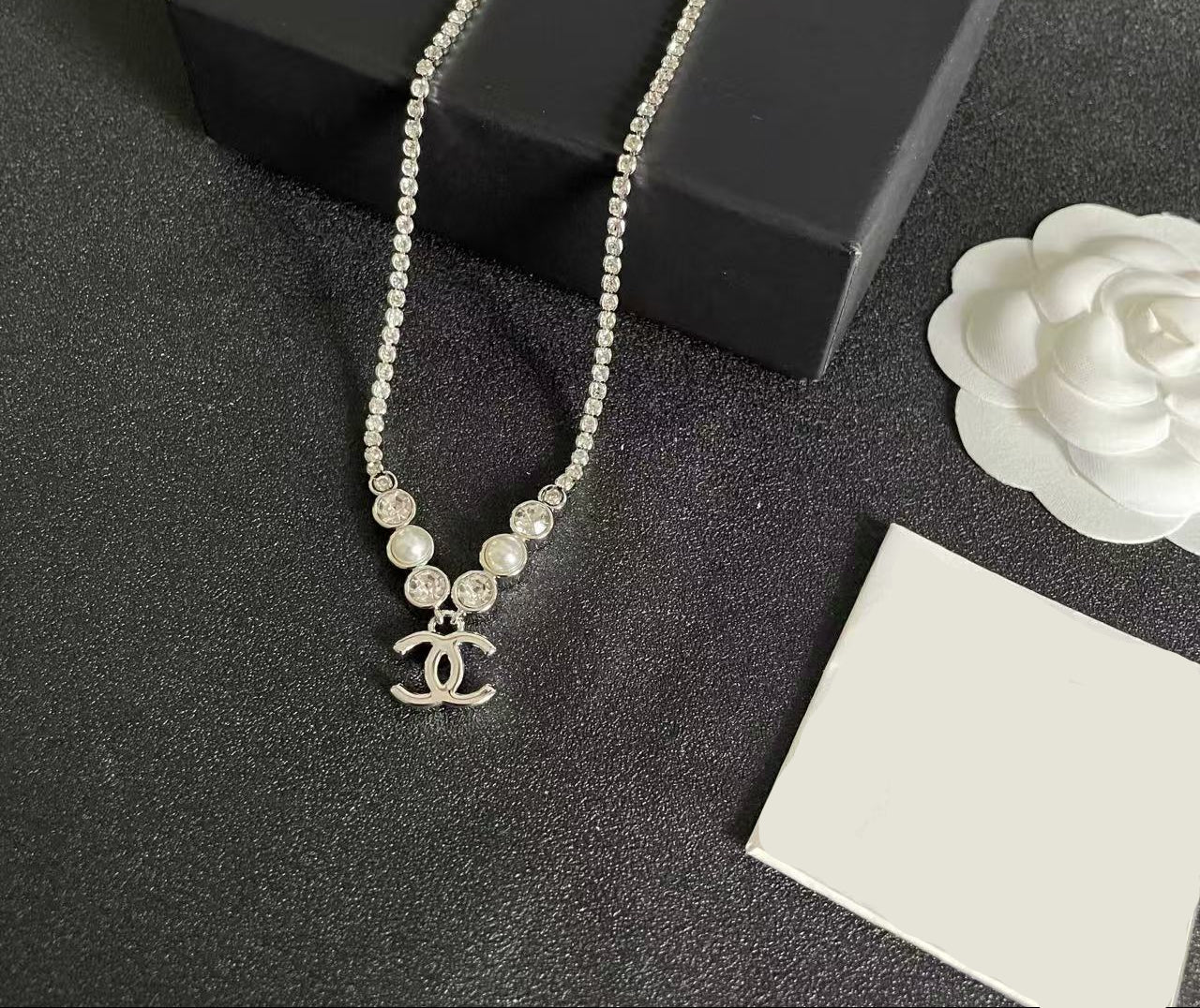 [Regal Jewels]Double C Necklace with Pearls & Cubic Zirconia