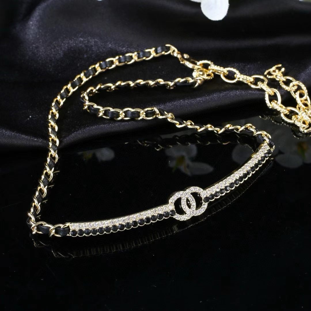 [Regal Jewels]Black Leather Interwoven Crystal CC Choker Necklace