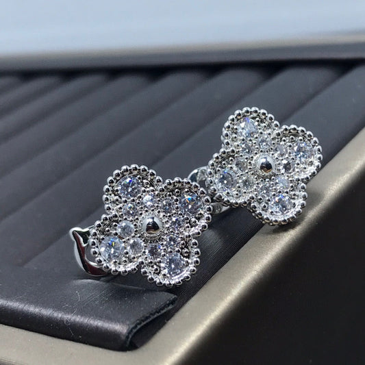 ¡®Regal Jewelry¡¯Full Pave Clover Stud Earrings