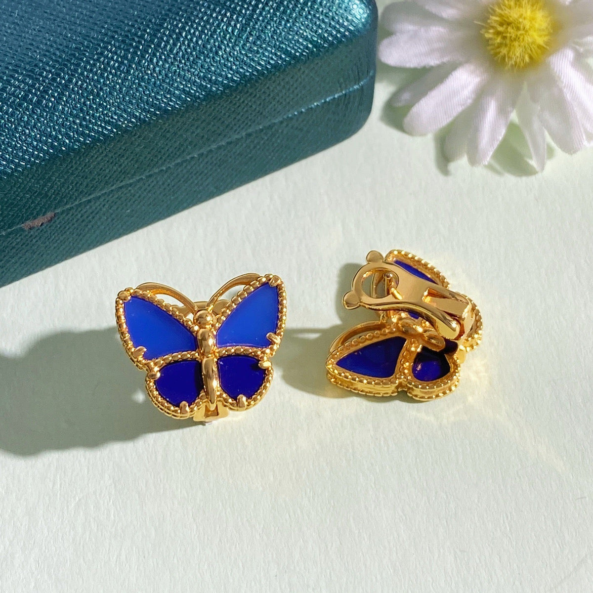 ¡®RegalJewelry¡¯ Sweet Alhambra Butterfly Earstuds, Blue Chalcedony