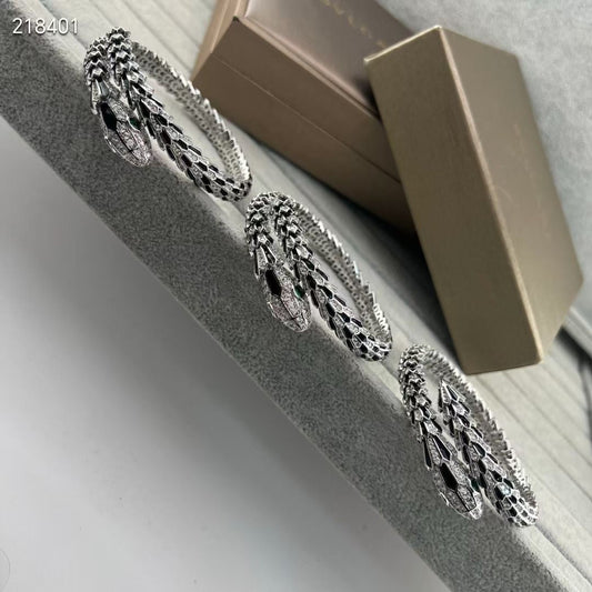 [Aura Jewels]NEW OBSIDIAN & DIAMOND SERPENT BRACELET