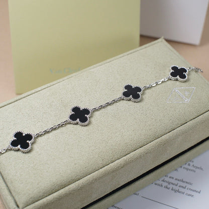 [Regal Jewels]CLOVER 5 MOTIF ONYXS BRACELET COLLECTION