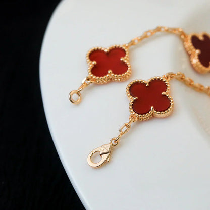 [Regal Jewels] CLOVER 5 MOTIF RED CORNELIAN BRACELET COLLECTION