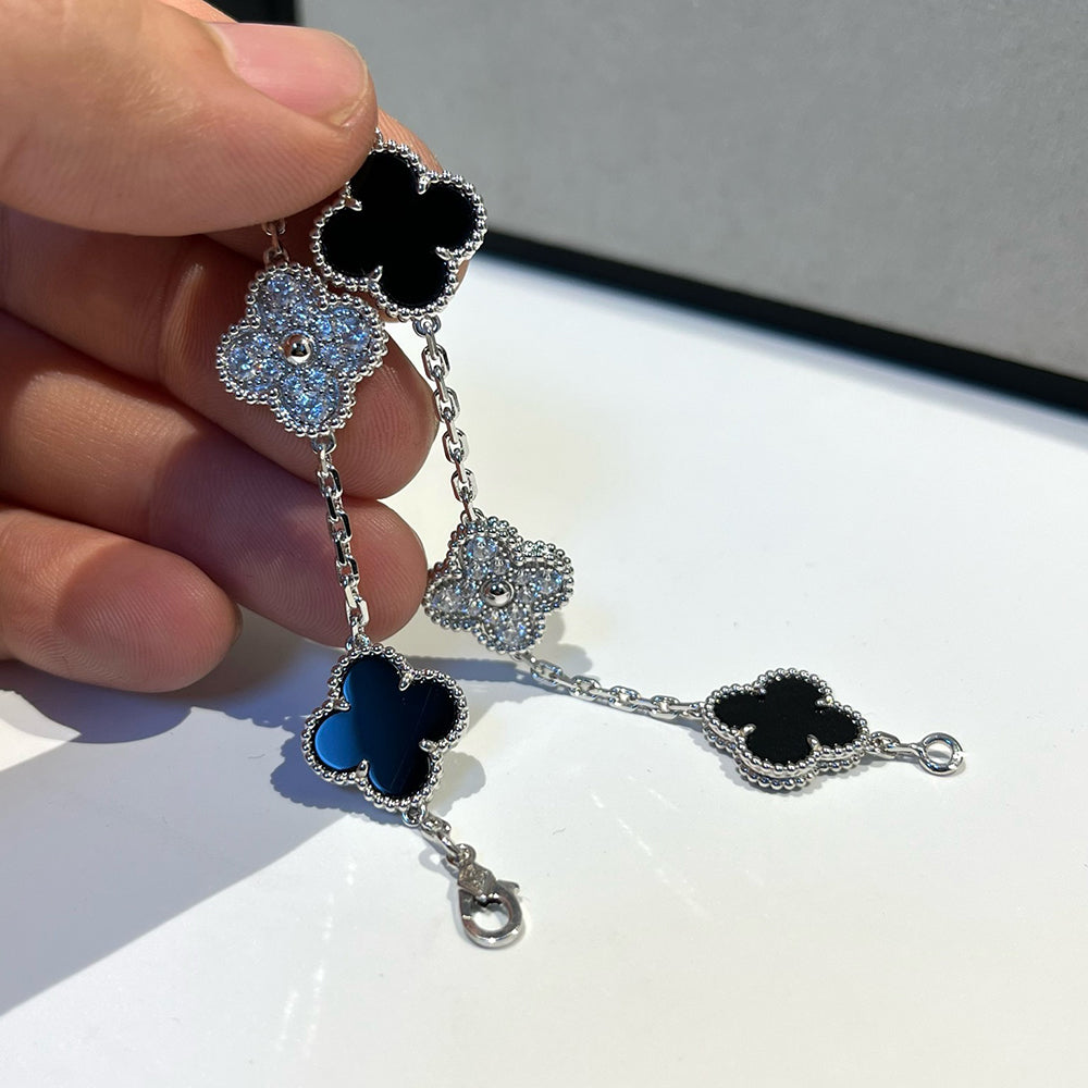 [Regal Jewels]CLOVER 5 MOTIF ONYXS BRACELET COLLECTION