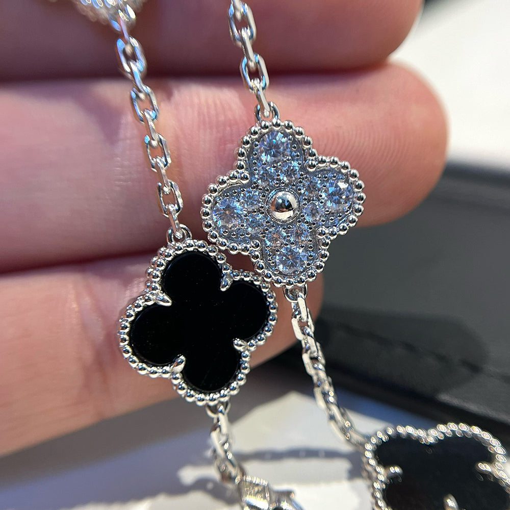 [Regal Jewels]CLOVER 5 MOTIF ONYXS BRACELET COLLECTION