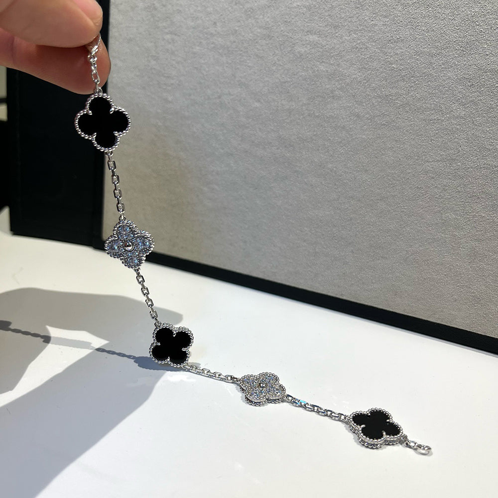 [Regal Jewels]CLOVER 5 MOTIF ONYXS BRACELET COLLECTION