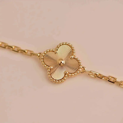 [Regal Jewels]CLOVER 5 MOTIF LASER BRACELET COLLECTION