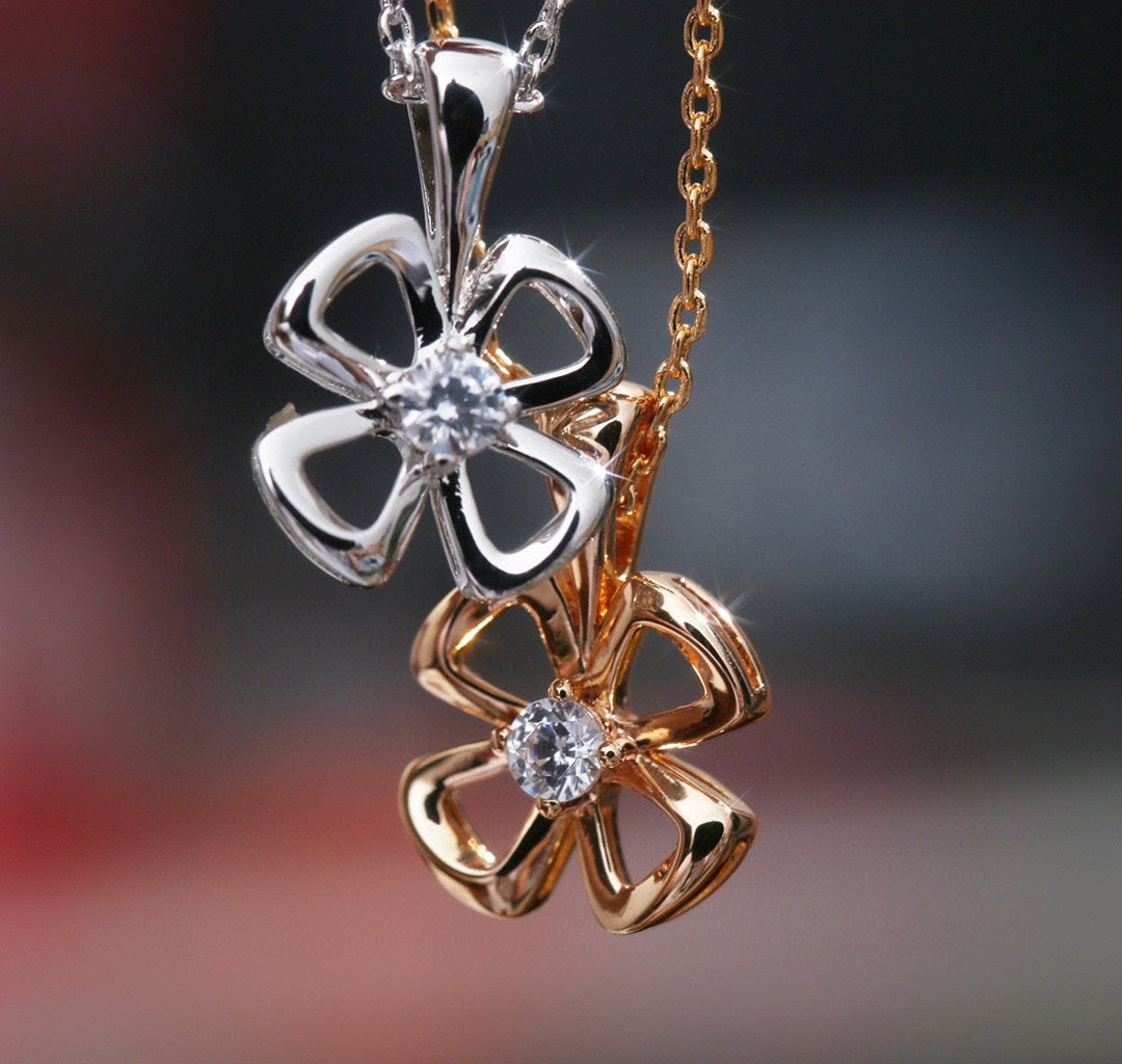 [Aura Jewels]FIOREVER NECKLACE DIAMOND CENTER